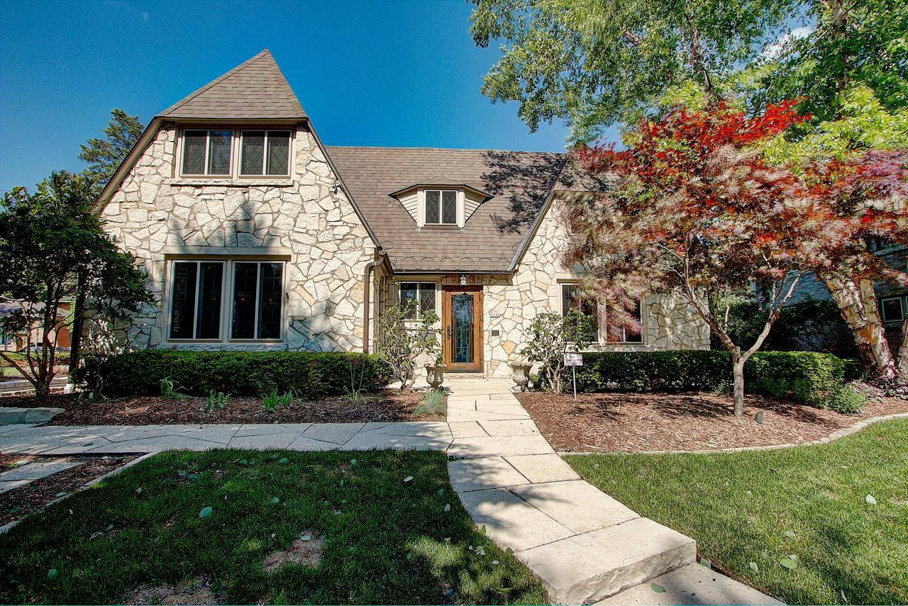 Homes For Sale in Wauwatosa School District Place Perfect Realty