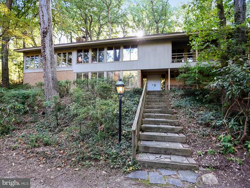 1335 Pegram, Alexandria, VA 22304
